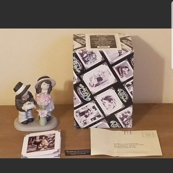 Pretty As A Picture Bearing The Blossoms Of Love Flower Girl Ring Bearer 786098 - Picture 12 of 12